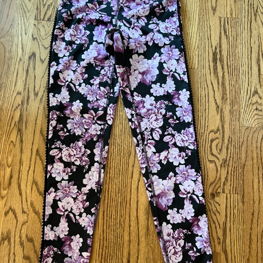 Beach Riot Active Kat Legging - Picture 2 of 4